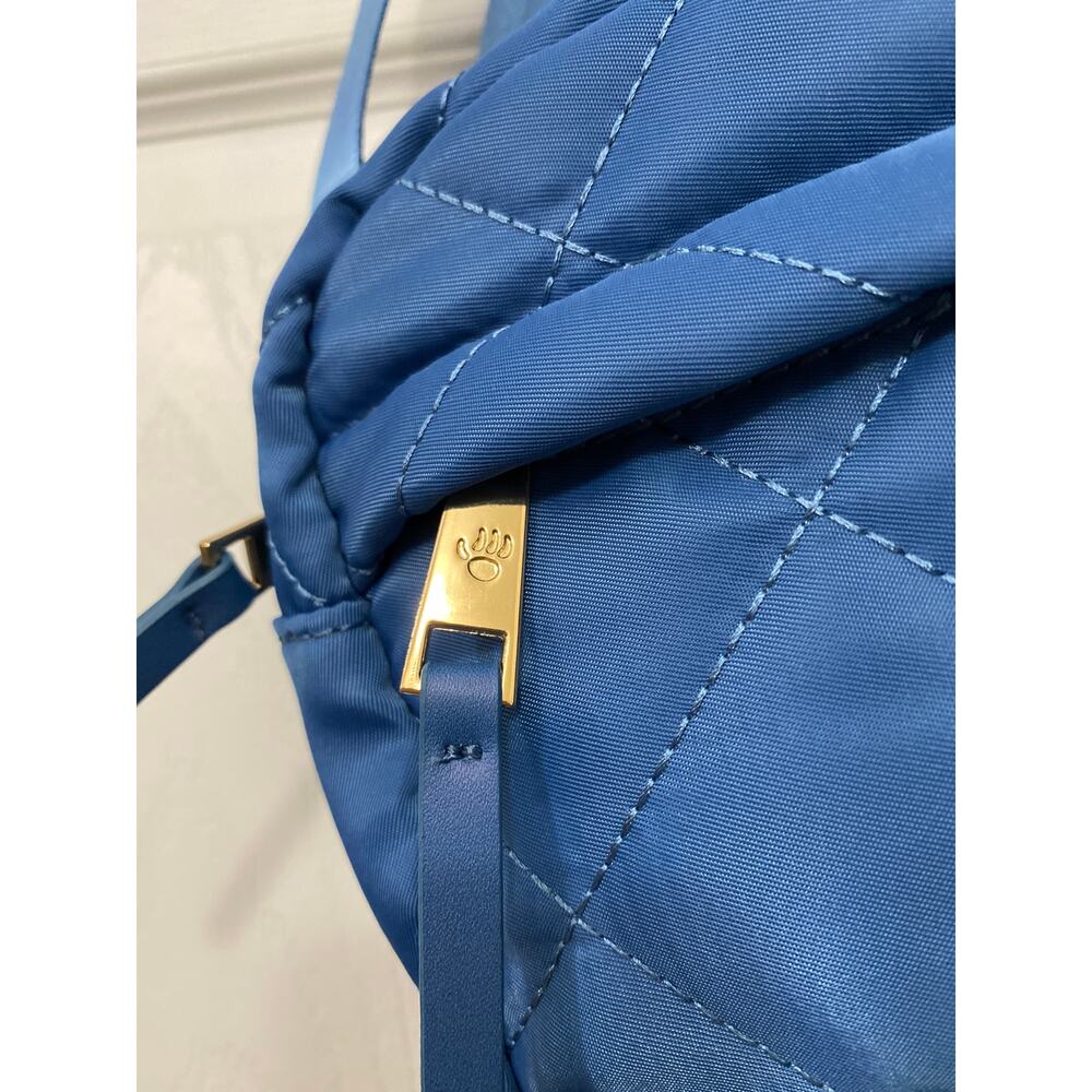 BEARPAW Quilted Crossbody Bag - Picture 3 of 10